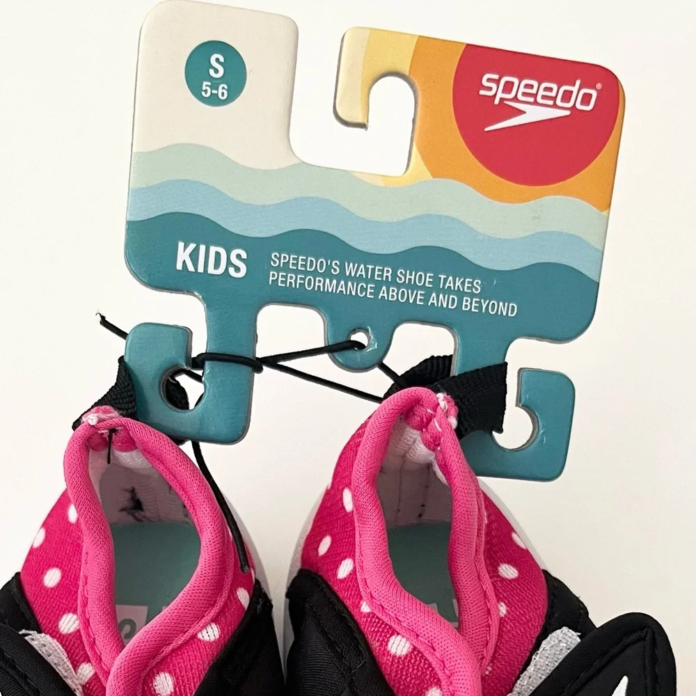NWT Speedo Kids Water Shoe Size S/5-6